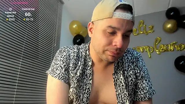 Latin_boy_surprisee: вебкам-шоу