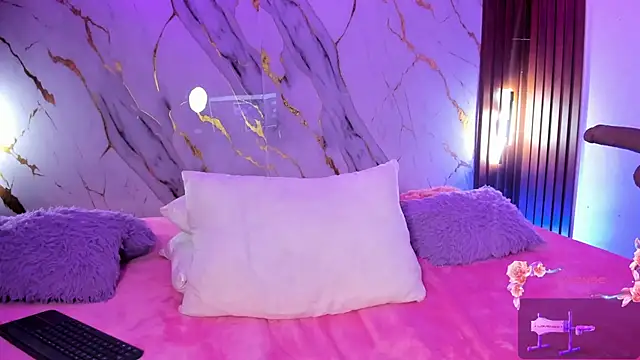Emmiicute's Live XXX Chat