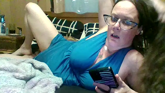 LotusRoyalty's Live XXX Chat