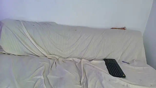 Nikki__uwu's Live XXX Chat