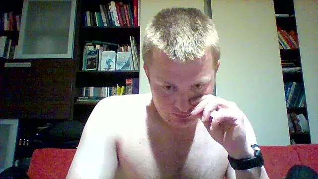 Matttthees Live XXX-chat