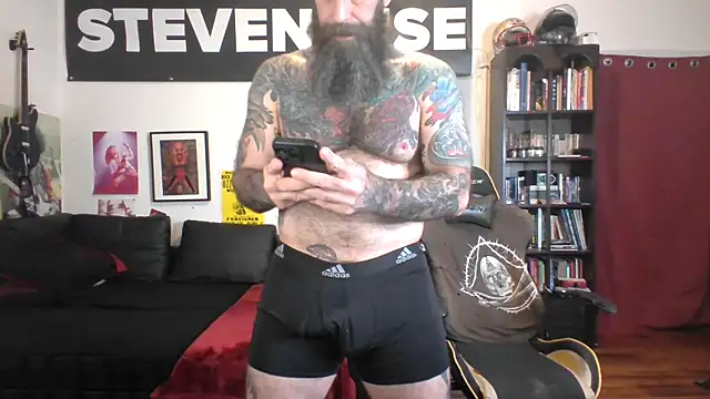 הופעת וובקאם של StevenRiseNYC