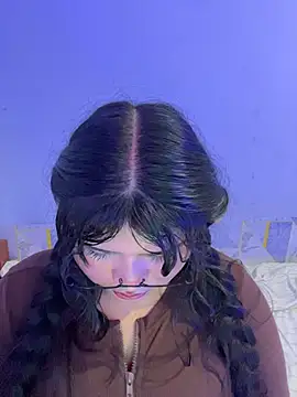 Cannella_0's Webcam Show