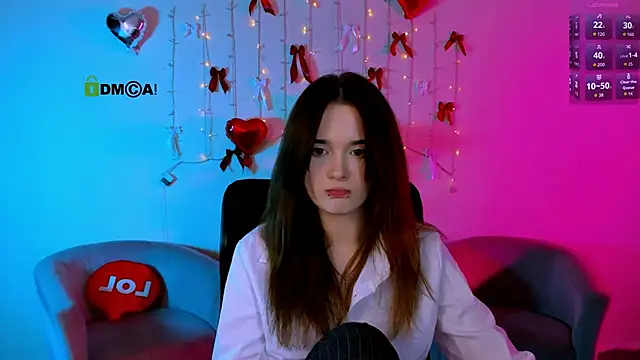 liana_kisses 现场XXX聊天