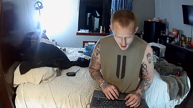 Lovemcurvy69's Webcam Show