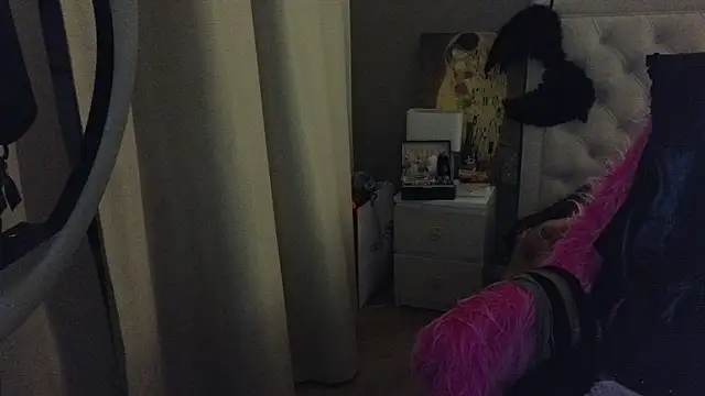 RoxalanaStar live XXX chat