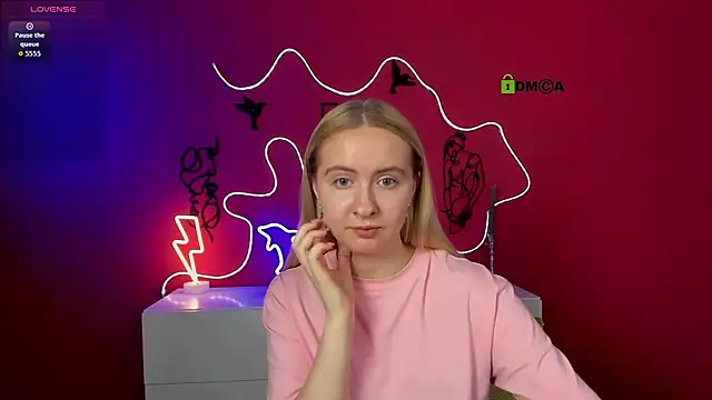 mila_glow1 élő XXX-chatje