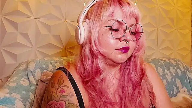 Satyn_doll Webcam show