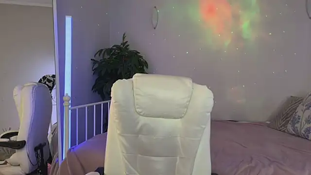 _Vikky_Moon_ XXX чат на живо