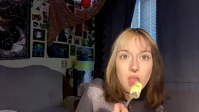 YourFavoriteAltgirl 在線直播表演