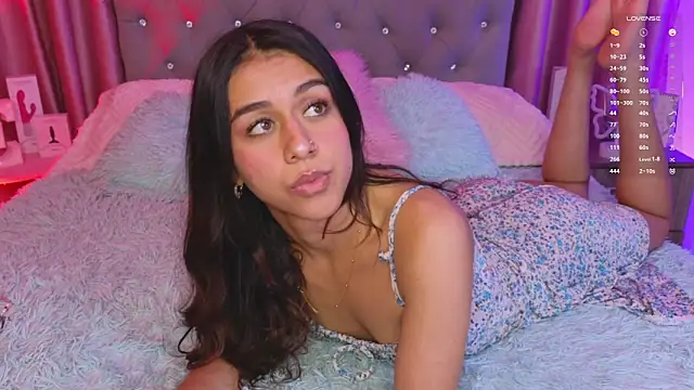 Emiily_Scott1 Live XXX Chat