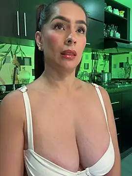 Mau_White's Live XXX Chat