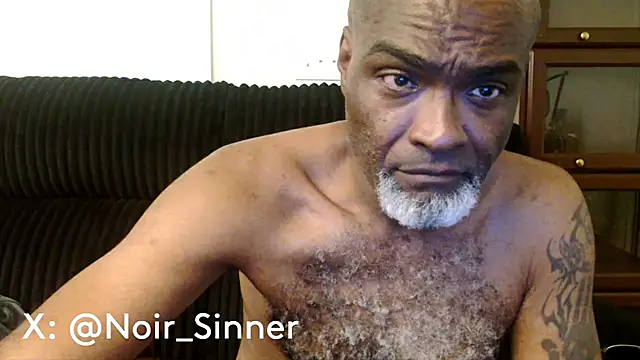 צ'אט XXX בשידור חי של sinnernoir