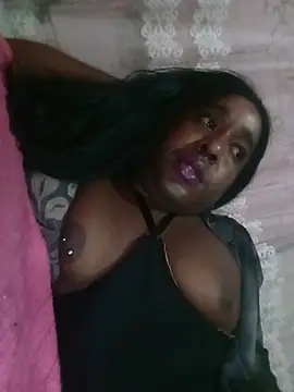 Czat XXX na żywo – Hellentrans24