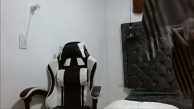 luka_big18 Show Webcam