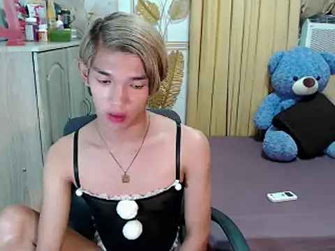 urasian_john18 Pertunjukan Webcam