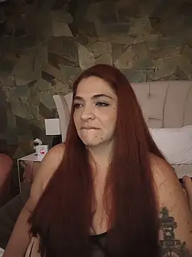 GabyGrey_ Show in webcam