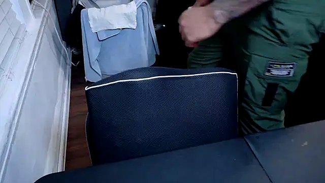 WyattBBC webkamerás műsora