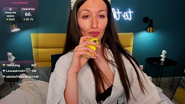 Joan_Nelson Adlı Modelin Canlı XXX Sohbeti