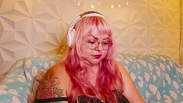 Chat XXX en directo de Satyn_doll
