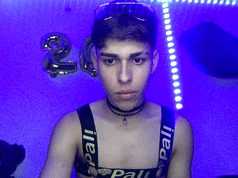 andrytedu_20 – webcam-show