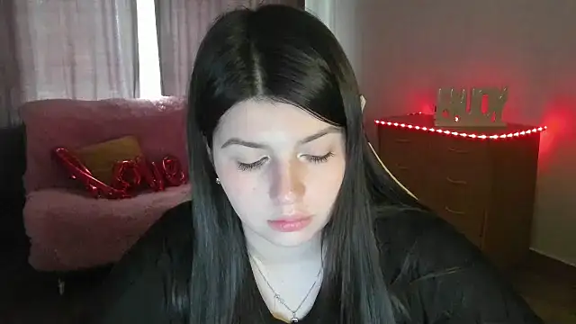 KisaModel Chat XXX in diretta