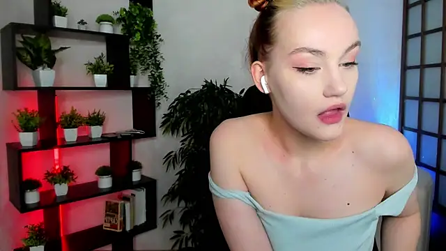 Ida_FaneStain élő XXX-chatje
