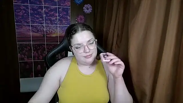 Teasing_Dora élő XXX-chatje