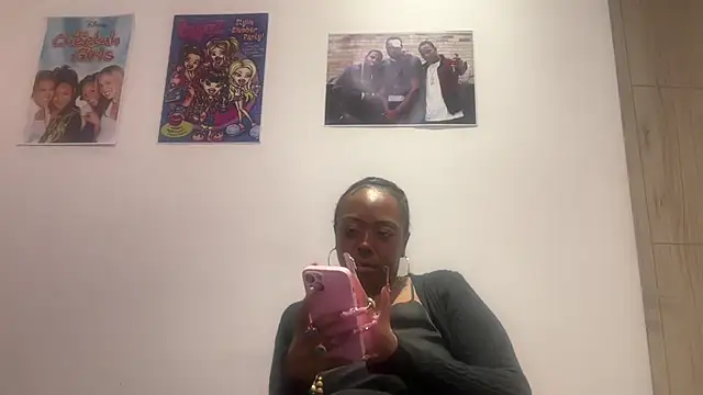 ChocolateCakeQueen – Live XXX-chat