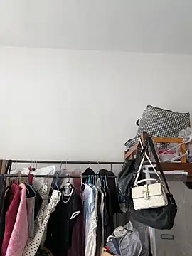 daaqnnのライブXXXチャット