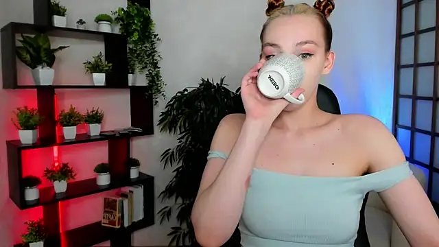 Ida_FaneStain чат на живо