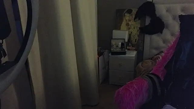 RoxalanaStar's Live XXX Chat
