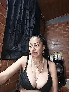 Chat +18 de Alexandrina ao vivo