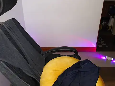 Hot_Muscle69 网络视讯表演