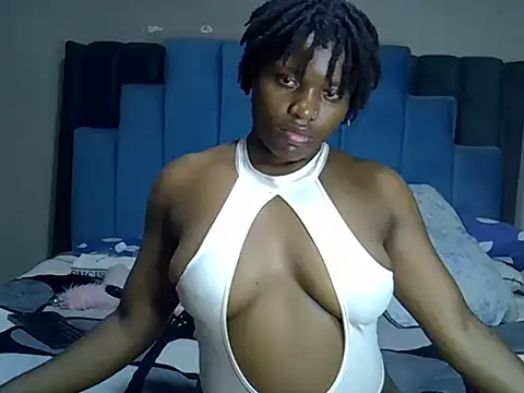 melanin_moon Adlı Modelin Canlı XXX Sohbeti