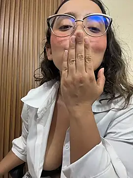 Kay_LustyWife Adlı Modelin Web Kamerası Şovu