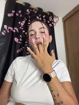 Chat +18 de Scarlett05 ao vivo