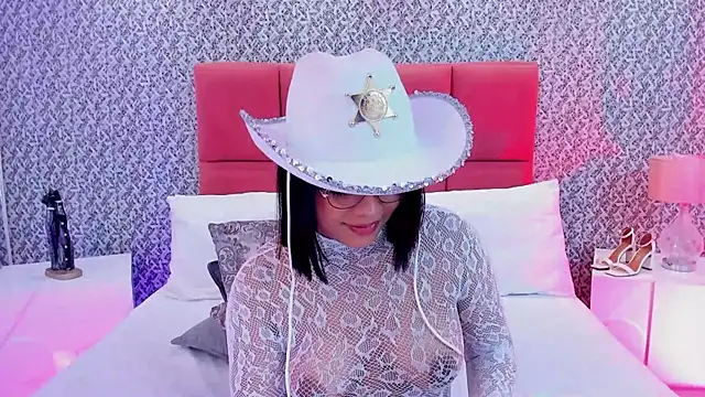 TianaGloww's Live XXX Chat