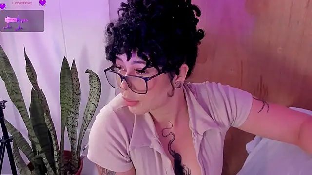 LilyRobertts Live XXX-Chat