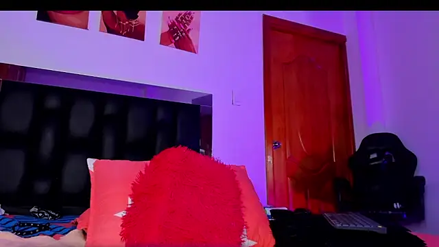 ThiagoSexy005 网络视讯表演