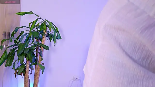 onlyemily_ Live XXX Chat