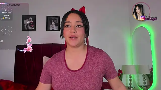 Czat XXX na żywo – Scarlett_Jank