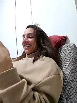 ofjuliaa Show in webcam