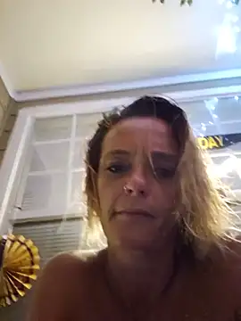 Živý XXX chat Dixiefaye_