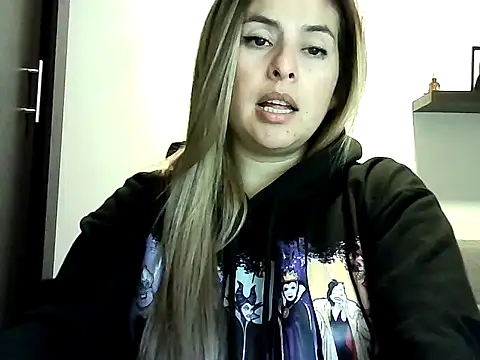 Valery__Rouse_'s Live XXX Chat