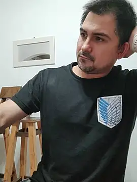 Bradd_32: онлайн-секс-чат