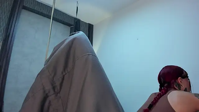 selene_red_'s Live XXX Chat