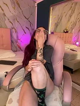 Red_kytty6 – Naživo XXX chat