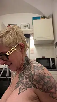 bornsinfull Webcam show
