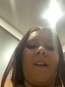Chat +18 de Nahia_Baker4 ao vivo